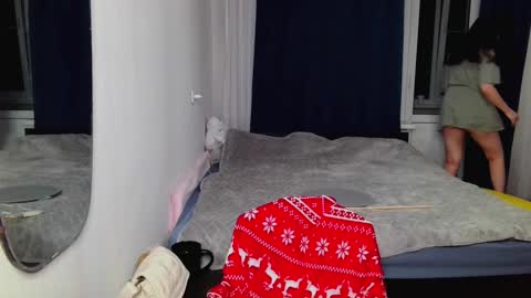 Peachy online show from January 21, 2025, 10:19 pm