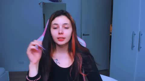 Peachy online show from January 25, 2025, 10:50 pm