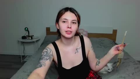 Peachy online show from February 1, 2025, 2:37 am