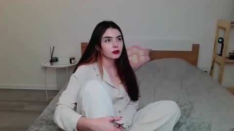 Peachy online show from March 5, 2025, 12:27 am