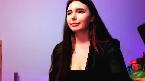 Peachy online show from October 28, 2025, 5:48 pm