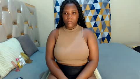 Snapshot of peachygirl255 chatting on June 25, 2026, 2:10 pm Peachy online show from June 25, 2026, 2:10 pm