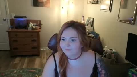 Snapshot of peachyheat98 chatting on June 6, 2026, 1:54 am Peachyheat98 online show from June 6, 2026, 1:54 am