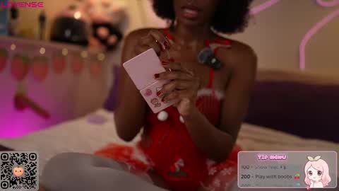 peachypeachgirl online show from November 19, 2025, 3:39 am