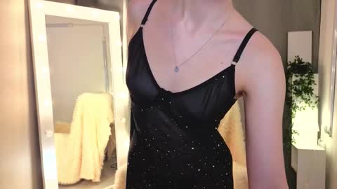 Chloe online show from February 4, 2026, 3:07 pm