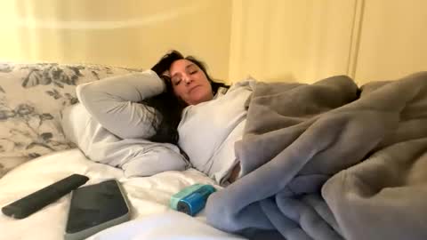 PeachyObsession online show from April 5, 2026, 1:58 am