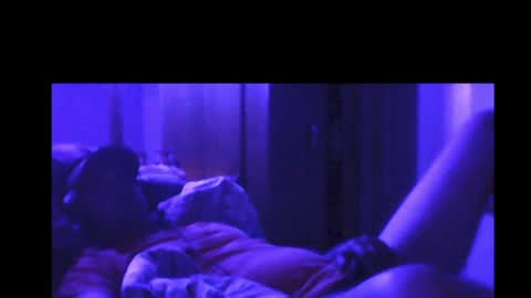 peachz_n_cream online show from December 10, 2024, 2:27 am