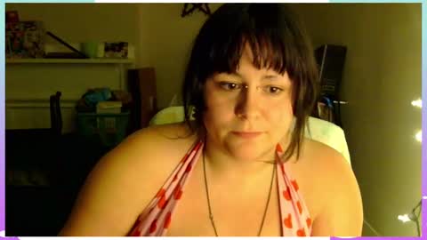 Snapshot of peakobunny chatting on November 6, 2025, 6:36 am peakobunny online show from November 6, 2025, 6:36 am