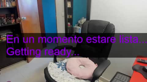 Tangerine Penaut online show from February 15, 2026, 8:16 pm