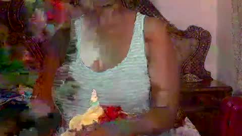 pearassmmm online show from December 30, 2024, 8:58 pm