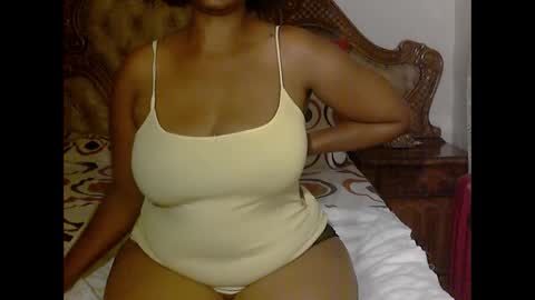 pearassmmm online show from February 7, 2025, 10:09 pm