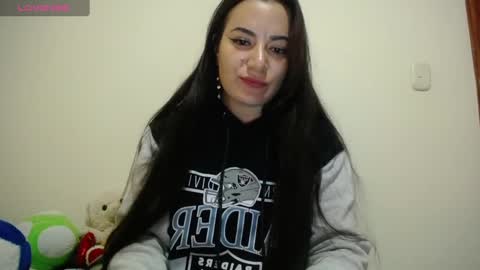 Snapshot of pearl_3 chatting on March 10, 2025, 1:45 am Pearl online show from March 10, 2025, 1:45 am