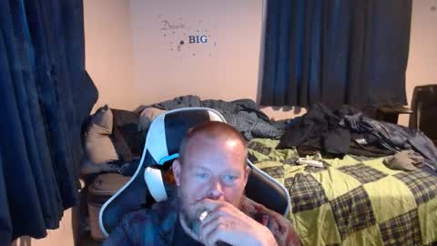 pecker40 online show from January 7, 2025, 10:08 pm