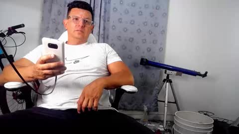 Snapshot of pedro_picapica chatting on September 11, 2025, 10:54 pm Pedro online show from September 11, 2025, 10:54 pm