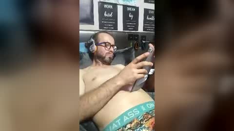 Snapshot of pedrocoelhopio chatting on June 19, 2026, 2:38 am pedrocoelhopio online show from June 19, 2026, 2:38 am