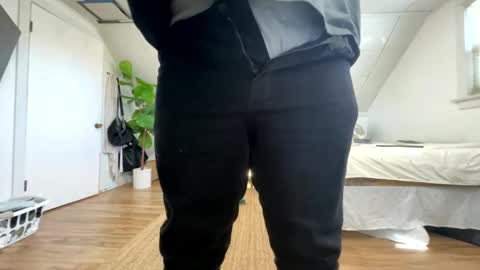 peepmyporksword online show from February 14, 2025, 7:54 pm