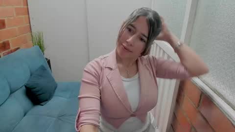 Penelope online show from May 13, 2026, 6:27 pm