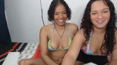 Snapshot of penelopeh_ chatting on October 17, 2025, 1:09 am penelopeh_ online show from October 17, 2025, 1:09 am