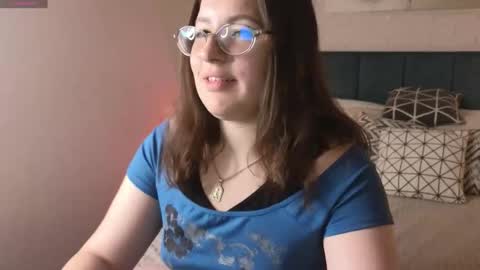 Hi  Im Peneloppa online show from October 6, 2025, 9:45 pm