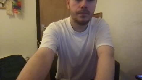 Snapshot of pennguin00 chatting on December 31, 2024, 5:40 pm pennguin00 online show from December 31, 2024, 5:40 pm