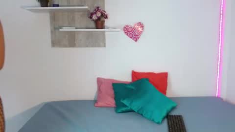 Snapshot of penny_lovee1 chatting on December 2, 2024, 12:18 pm penny online show from December 2, 2024, 12:18 pm