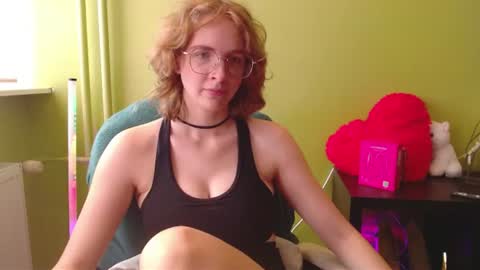 Snapshot of penny_lust chatting on June 26, 2026, 6:51 am Penny online show from June 26, 2026, 6:51 am