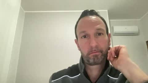 peppinslosqualo online show from March 3, 2025, 6:55 pm