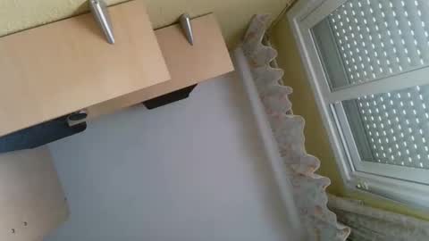 perales_12345 online show from June 7, 2026, 10:41 am