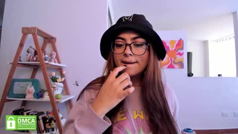 Snapshot of perfect__ana chatting on February 23, 2026, 6:27 pm Sarah Ana Banana online show from February 23, 2026, 6:27 pm