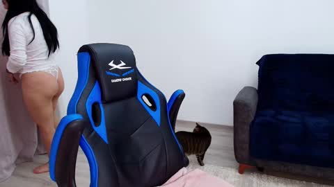 Snapshot of perfect_daisy chatting on September 30, 2025, 6:29 am Daisy online show from September 30, 2025, 6:29 am