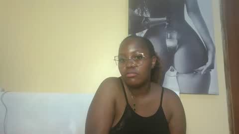 Snapshot of periwinkle20 chatting on November 13, 2025, 3:16 am Taurus online show from November 13, 2025, 3:16 am