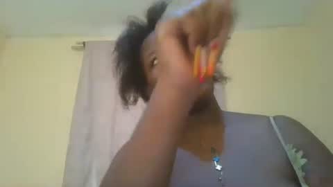 Snapshot of periwinkle20 chatting on December 1, 2025, 6:40 am Taurus online show from December 1, 2025, 6:40 am