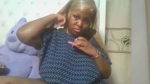 Snapshot of periwinkle20 chatting on April 7, 2026, 6:08 pm Taurus online show from April 7, 2026, 6:08 pm