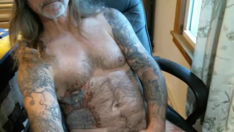 Snapshot of perkymalenipples chatting on December 24, 2024, 9:44 pm perkymalenipples online show from December 24, 2024, 9:44 pm