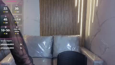 perla_lovely online show from June 5, 2026, 12:00 pm