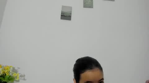 Snapshot of perla_mistc chatting on February 23, 2026, 10:12 am Perla mistc online show from February 23, 2026, 10:12 am