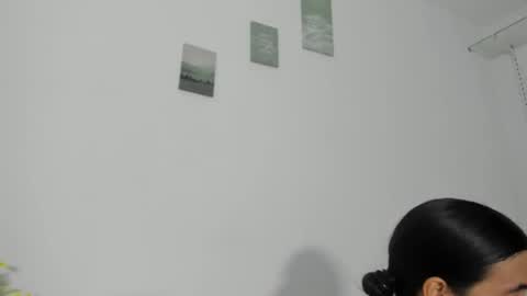 Snapshot of perla_mistc chatting on March 11, 2026, 4:35 pm Perla mistc online show from March 11, 2026, 4:35 pm