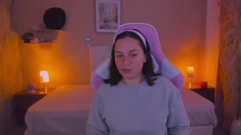 Marie online show from April 16, 2026, 11:55 am