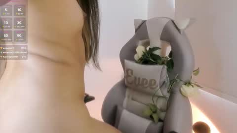 Snapshot of persegirl_ chatting on January 31, 2026, 7:11 pm Nice to meet you dont forget to follow me on Instagram Persefoneehell online show from January 31, 2026, 7:11 pm