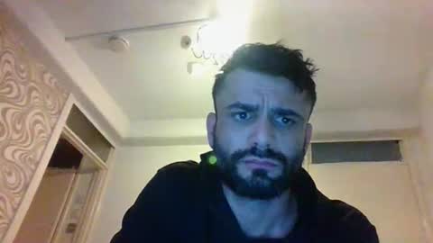 persianprince_13 online show from April 4, 2026, 7:28 am