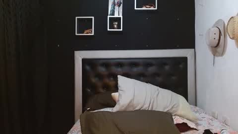 Snapshot of perverseveteranmanxxx chatting on January 25, 2025, 3:51 am Carlos online show from January 25, 2025, 3:51 am