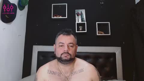 Snapshot of perverseveteranmanxxx chatting on February 26, 2025, 5:28 pm Carlos online show from February 26, 2025, 5:28 pm