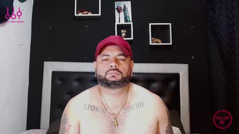 Snapshot of perverseveteranmanxxx chatting on March 11, 2025, 11:26 pm Carlos online show from March 11, 2025, 11:26 pm