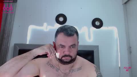 Snapshot of perverseveteranmanxxx chatting on September 14, 2025, 3:11 pm Carlos online show from September 14, 2025, 3:11 pm