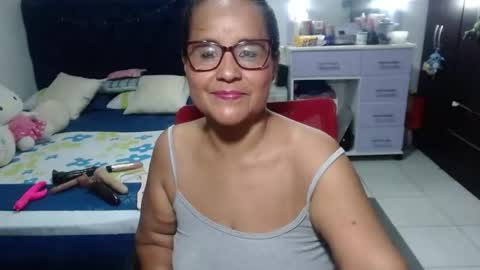 Snapshot of pervert_mommy_x chatting on March 11, 2026, 11:05 am SAMY online show from March 11, 2026, 11:05 am