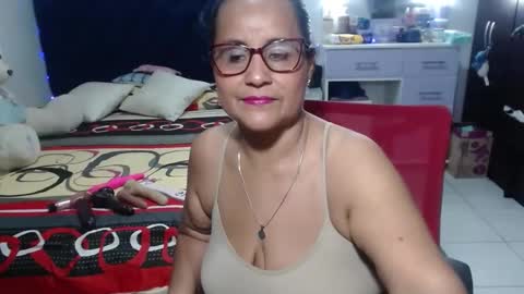 Snapshot of pervert_mommy_x chatting on March 26, 2026, 9:48 am SAMY online show from March 26, 2026, 9:48 am