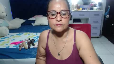 Snapshot of pervert_mommy_x chatting on April 10, 2026, 10:31 am SAMY online show from April 10, 2026, 10:31 am