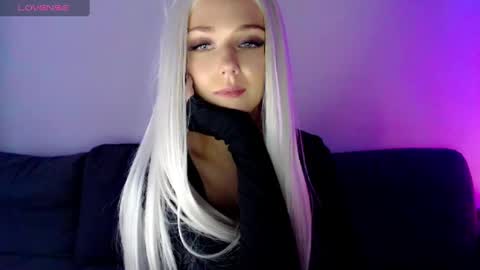 Snapshot of pervyblonde chatting on February 28, 2025, 2:09 pm Isabella online show from February 28, 2025, 2:09 pm
