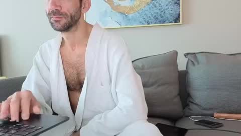 peter23andrew88 online show from February 11, 2025, 5:26 am