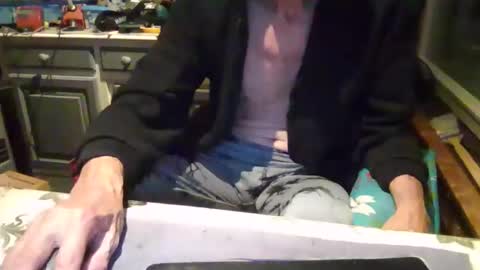 make me cum in pvt dutch german daddy c2c bigcock online show from October 19, 2025, 3:51 am